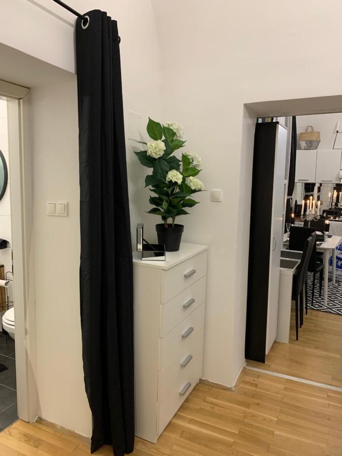 Apartment Aventus Μαριμπόρ Εξωτερικό φωτογραφία
